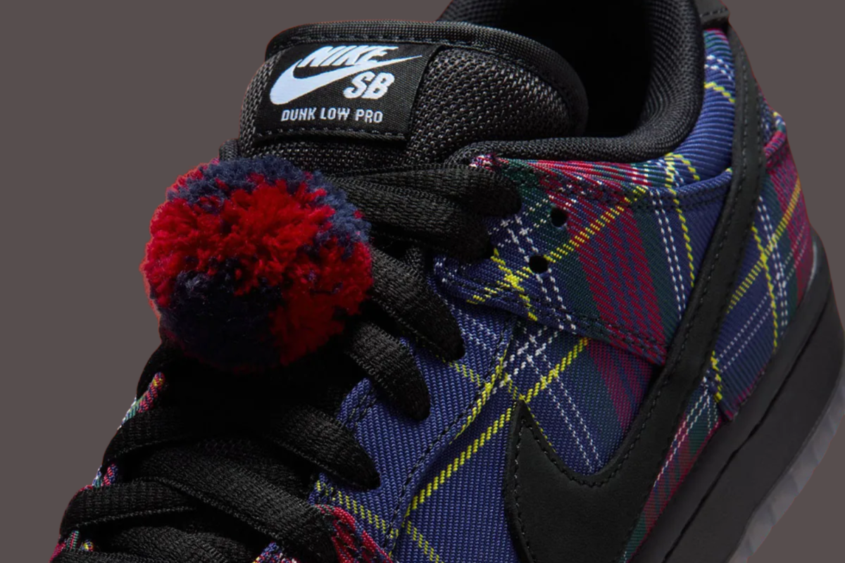靴 Nardwuar Nike SB Dunk Low Pro QS Tartan De Nardwuar x Nike SB Dunk Low Pro QS 'Tartan Pattern' is