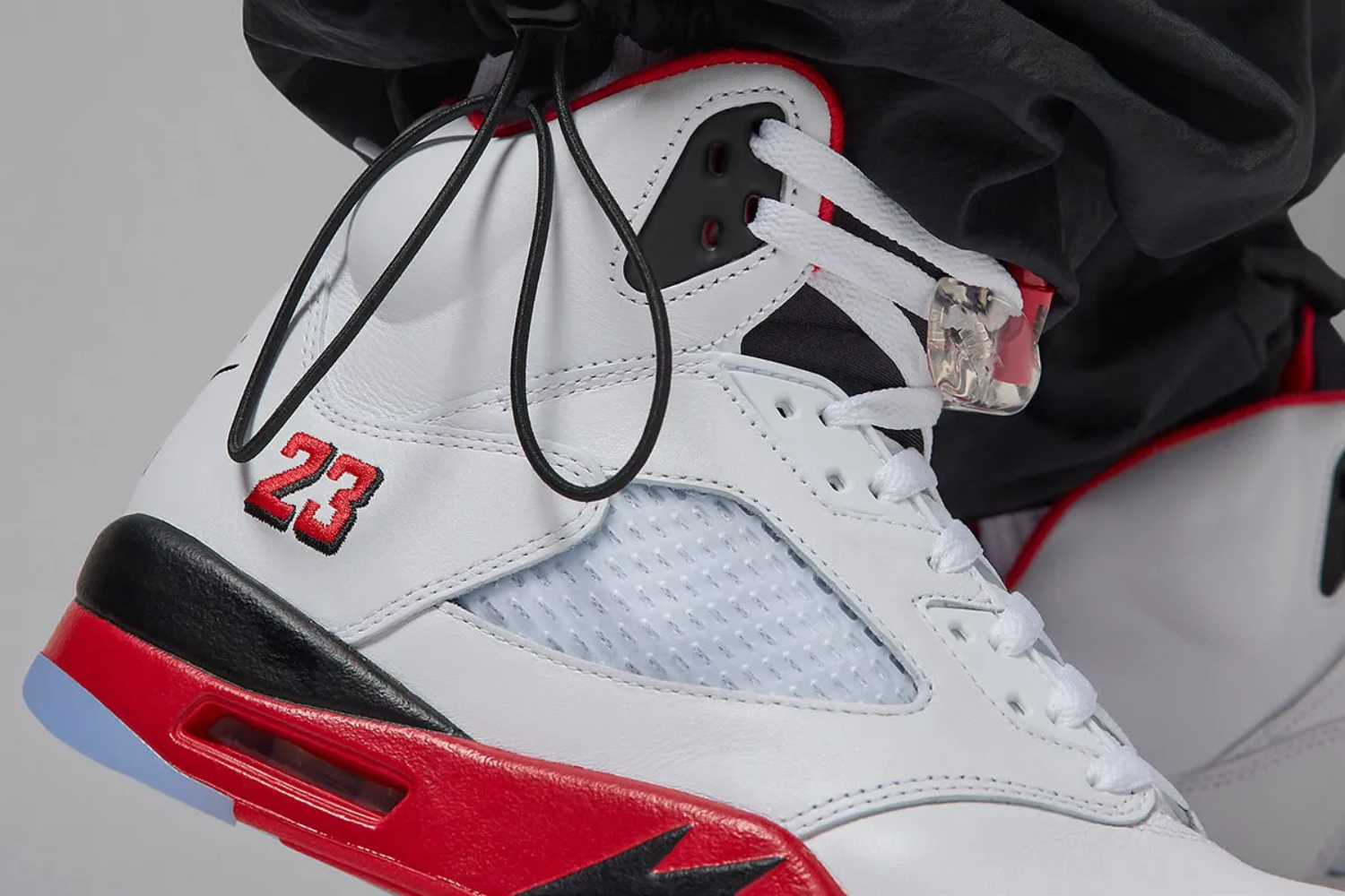 First official images of the Air Jordan 5 'Fire Red