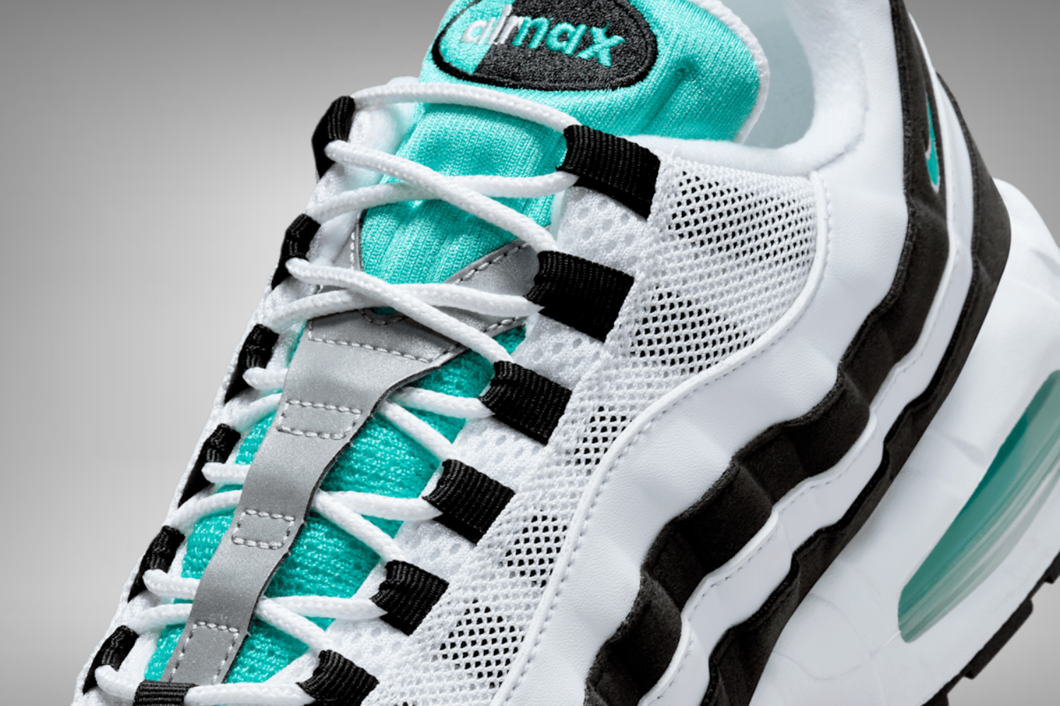Nike Unveils the Official Images of the Air Max 95 OG 'Black
