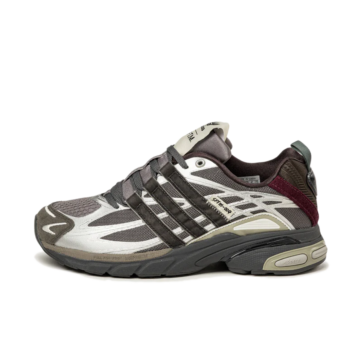 Song For The Mute geeft de adidas Adistar Cushion een make-over