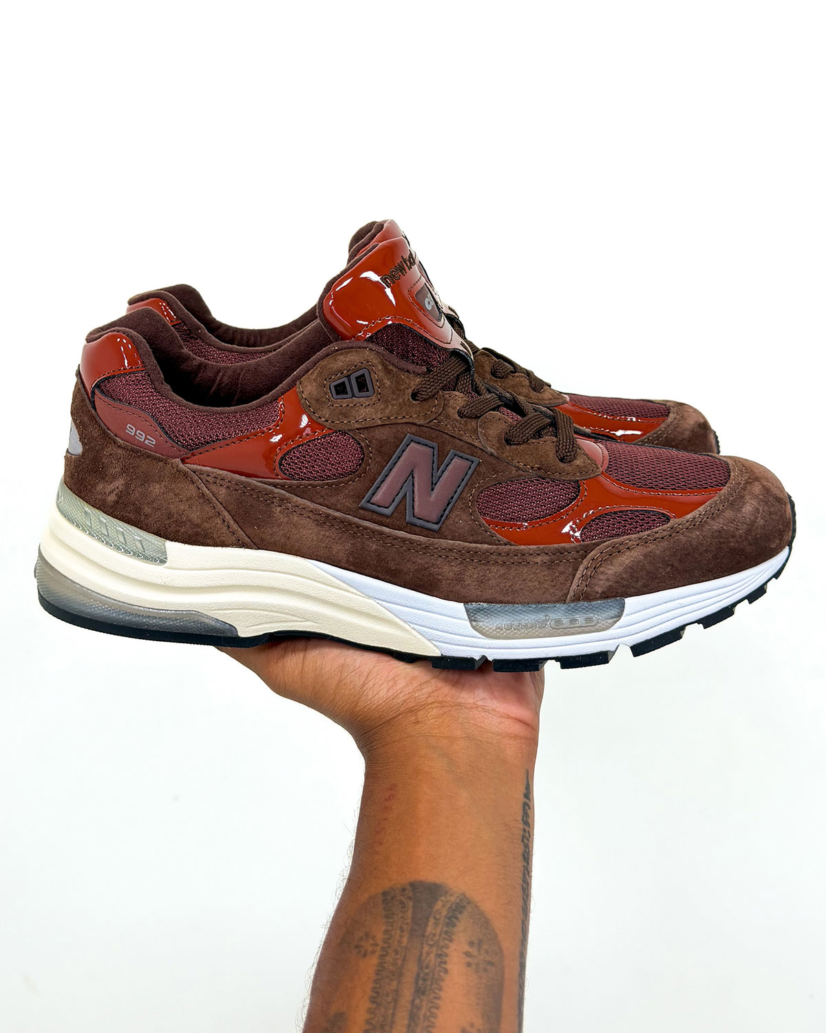 Amine x New Balance 992 Outdoor School zijaanzicht