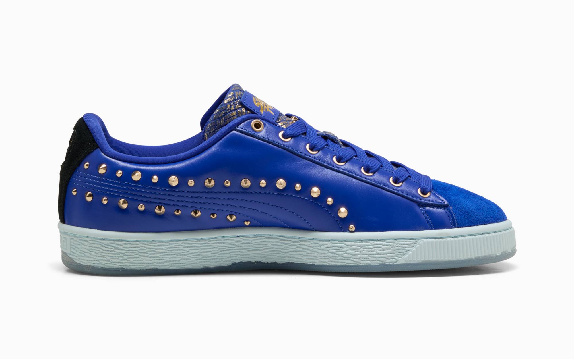PUMA x Street Fighter Suede Chun-Li