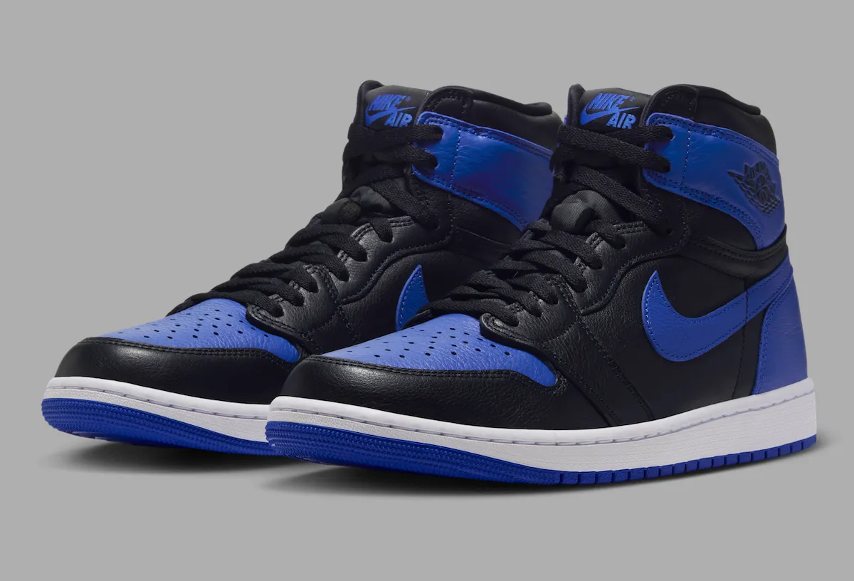 Air Jordan 1 High OG 'Royal' (2026) pair, angled view