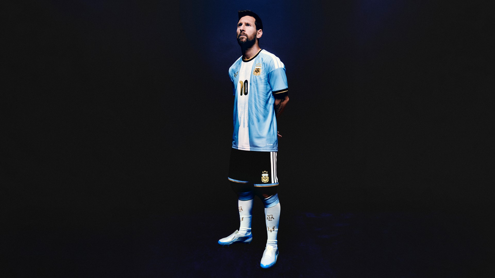 Messi in het volledige Argentina Messi Special Edition-tenue