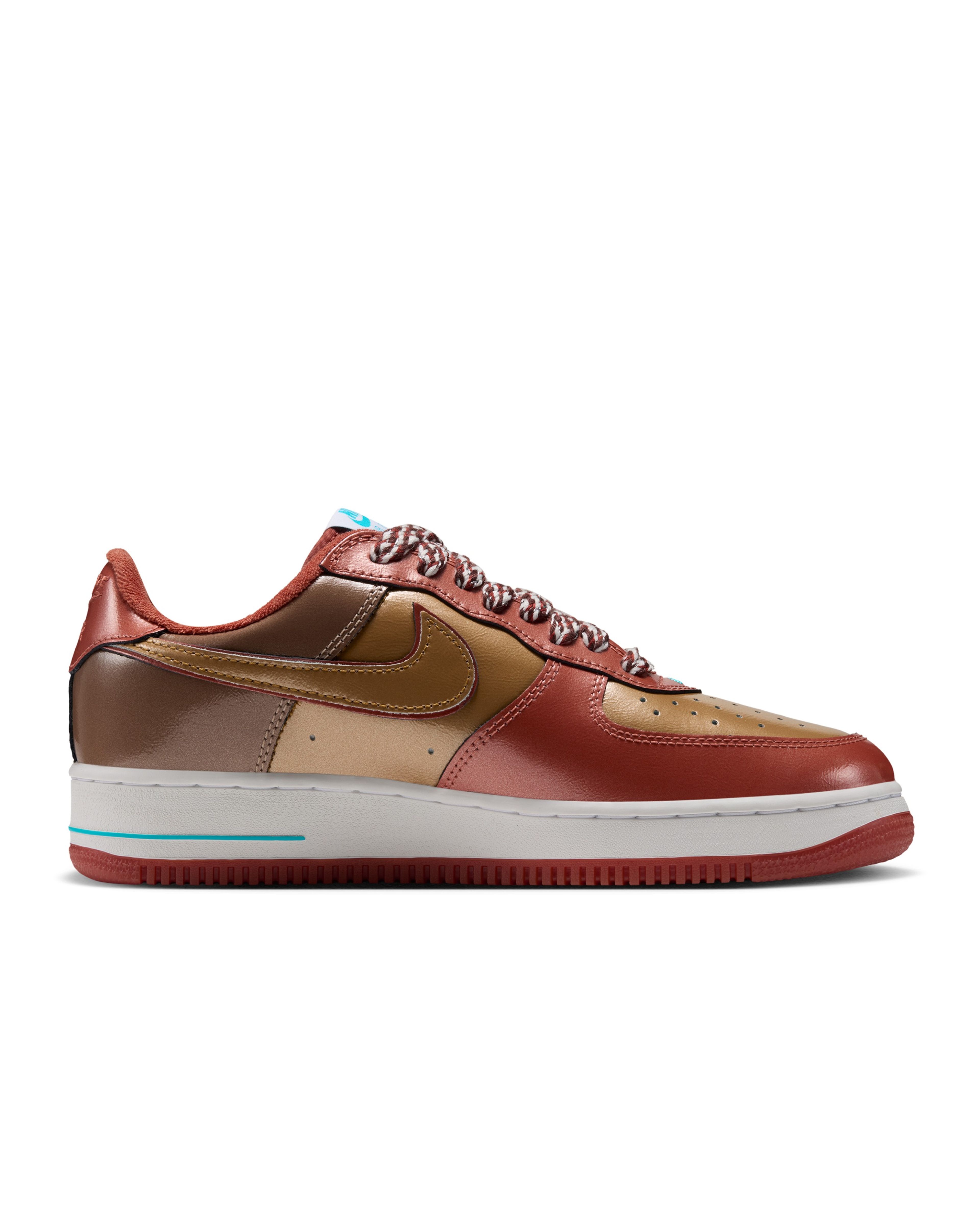 Detail NIGO x j-hope x Nike Air Force 1