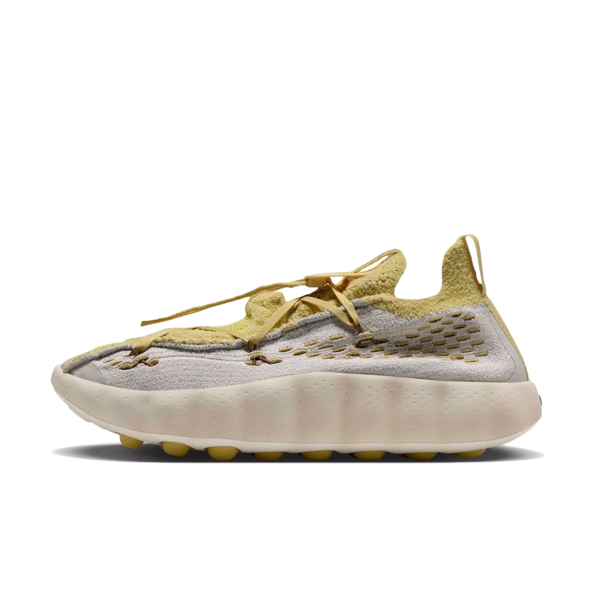 Nike Mind 002 Flyknit 'Light Bone & Saturn Gold'