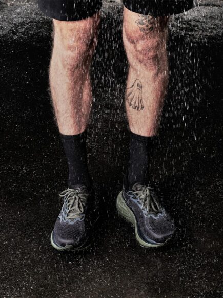 Saucony GORE-TEX collection on foot in the rain