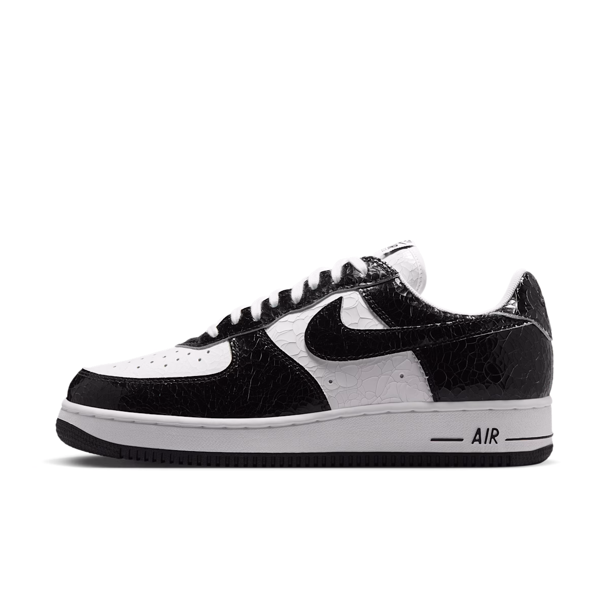 Nike Air Force 1 Low Cracked Leather 'Black & White'