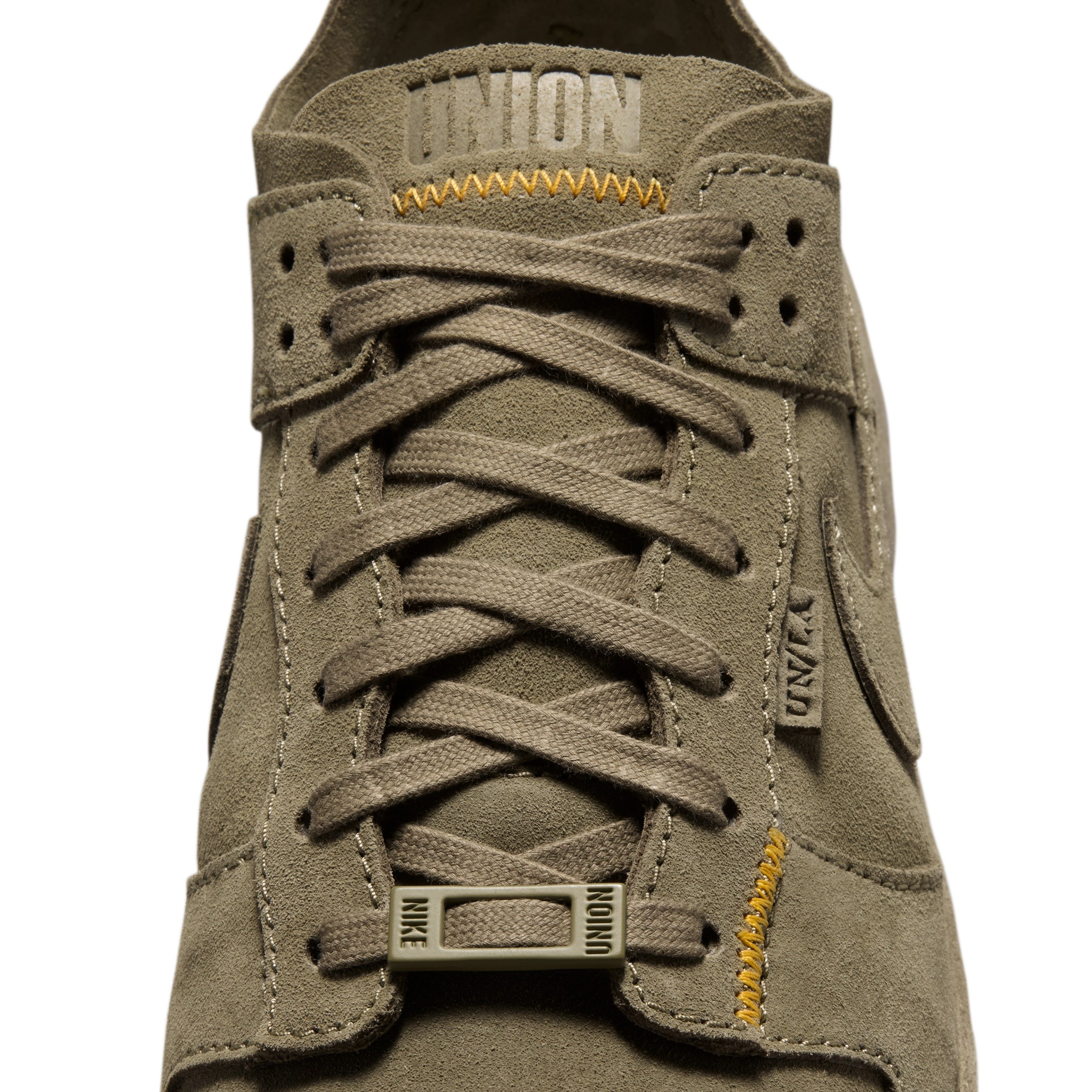 Union LA x Nike Dunk Low 'Bamboo' tong met Union-branding