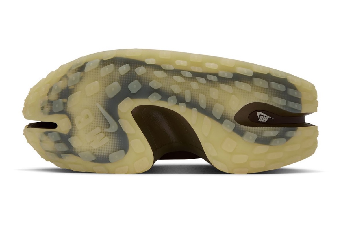 Translucent outsole of the Nike Rift Rocker Yukon Brown