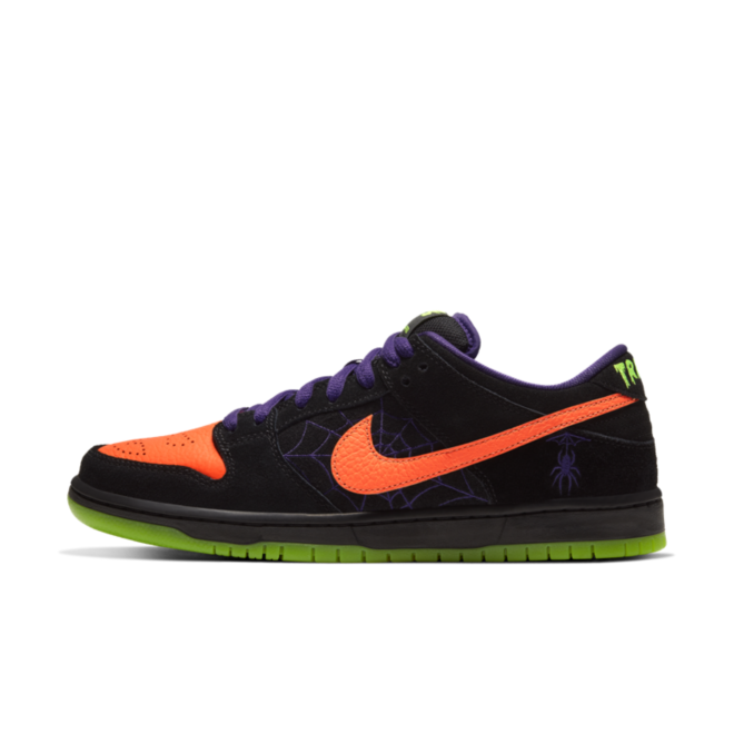Nike SB Dunk Low 'Night of Mischief' BQ6817-006