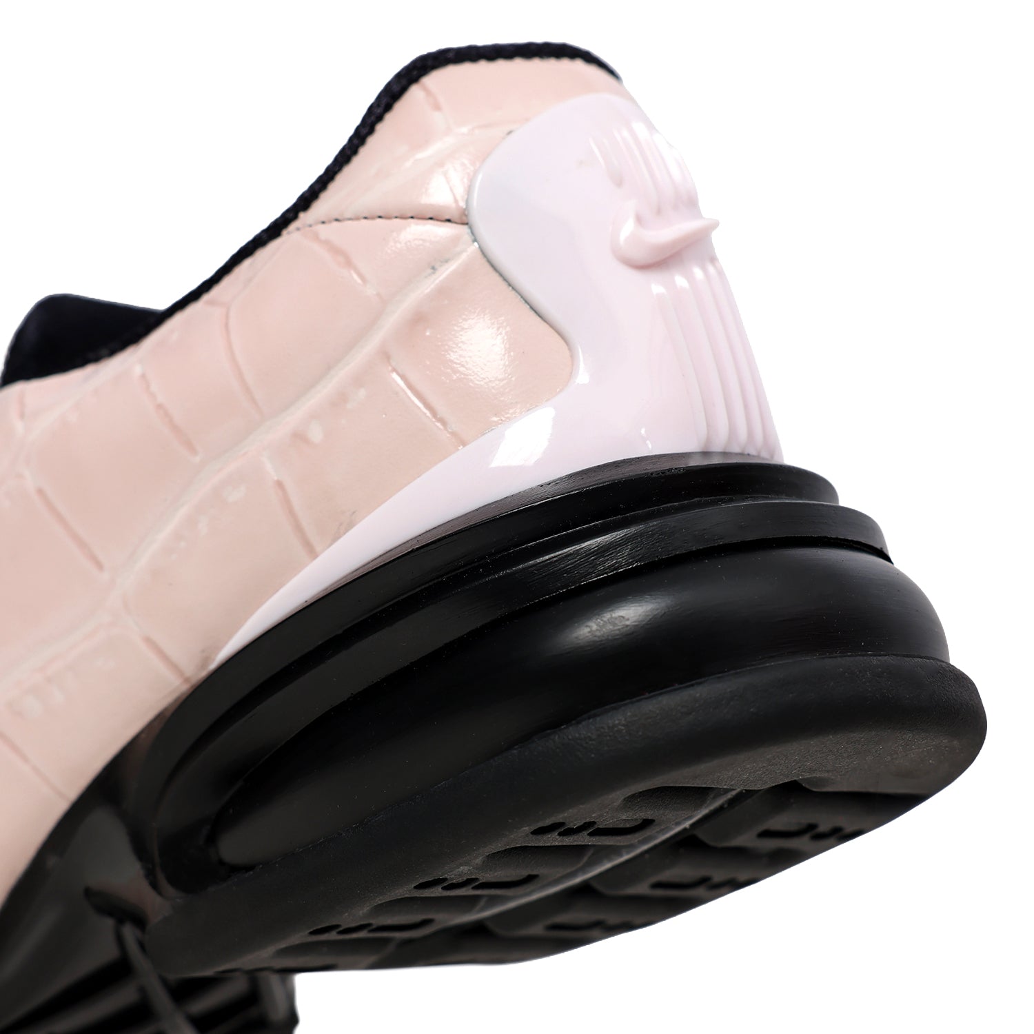Ferse des Nike Air Max Dolce Leather Pink Croc-Skin