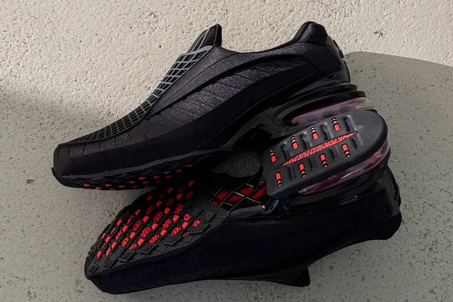 Nike Air Max Dolce: history, design and croc-skin | Sneakerjagers