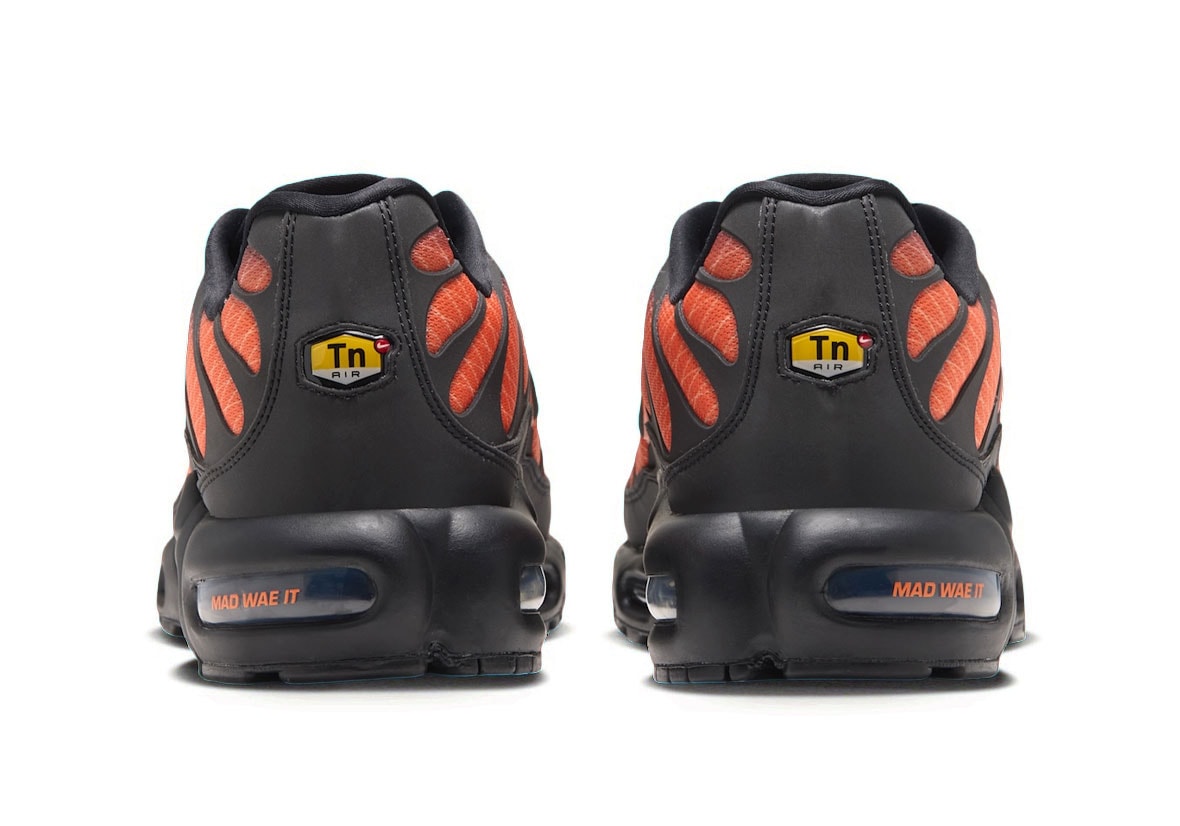 Heel view of the Nike Air Max Plus 'Glasgow' with Tn badges