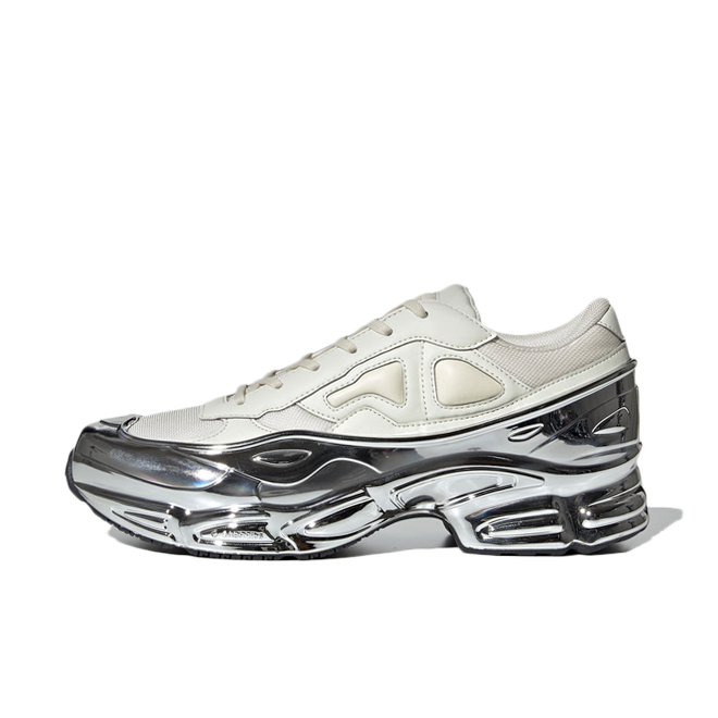  x RAF SIMONS スニーカー EE7946 グレー adidas Raf Simons Ozweego 'White Chrome' | EE7945 | The Drop Date