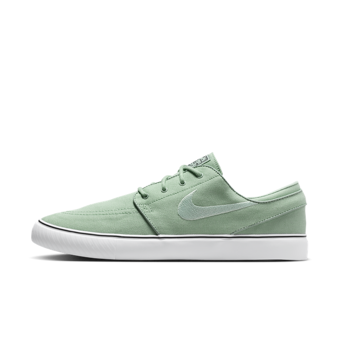 nike-sb-zoom-janoski-og-canvas.jpg