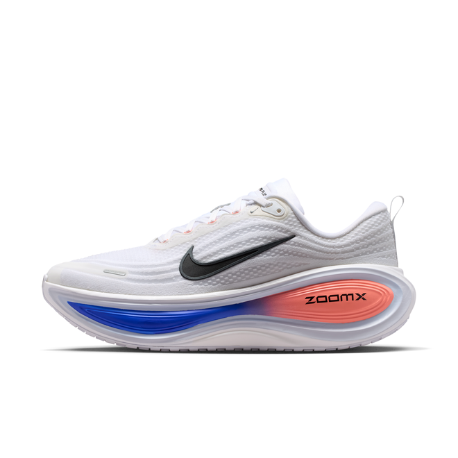 nike-vomero-plus-road.jpg