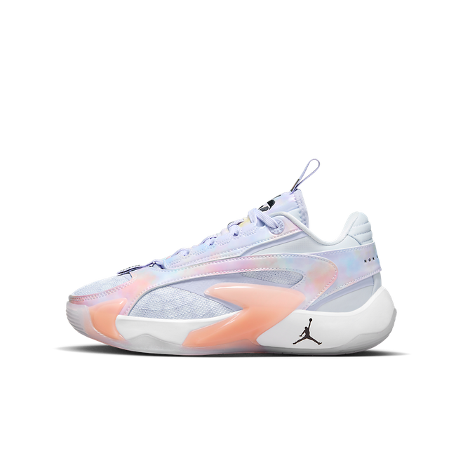 Air Jordan Luka 2 GS 'White & Hyper Pink' | DZ3498-106 | The Drop Date