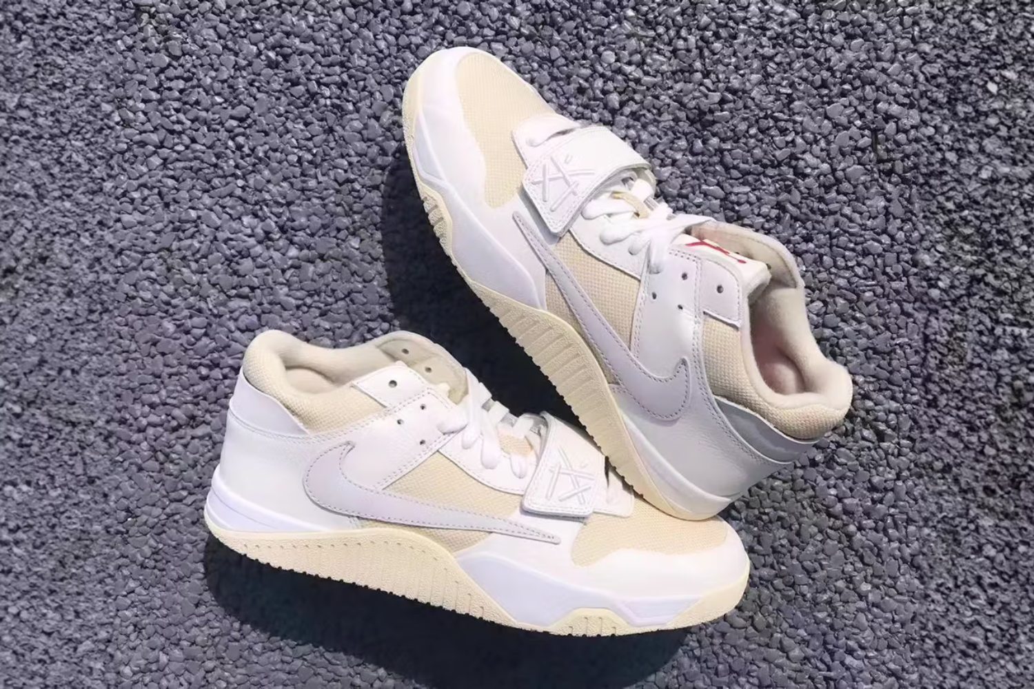 A First Look at Travis Scott's Jumpman Jack 'Off-White' | The Drop