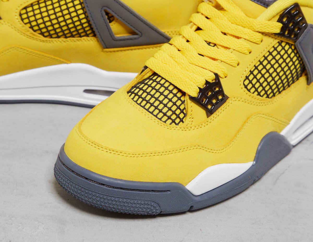 Air Jordan 4 Retro 'Lightning'