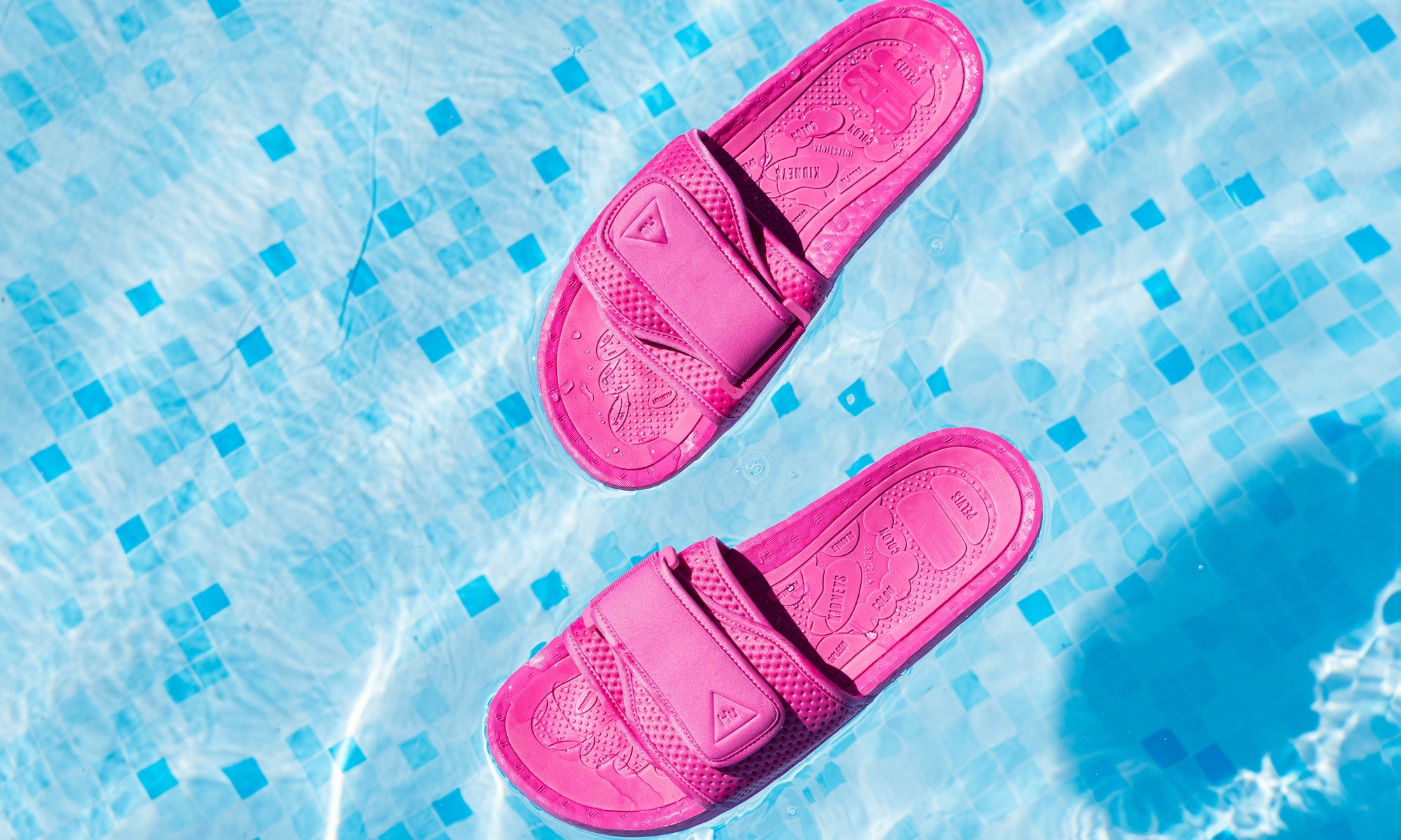 adidas x Pharrell Williams Chancletas HU slippers