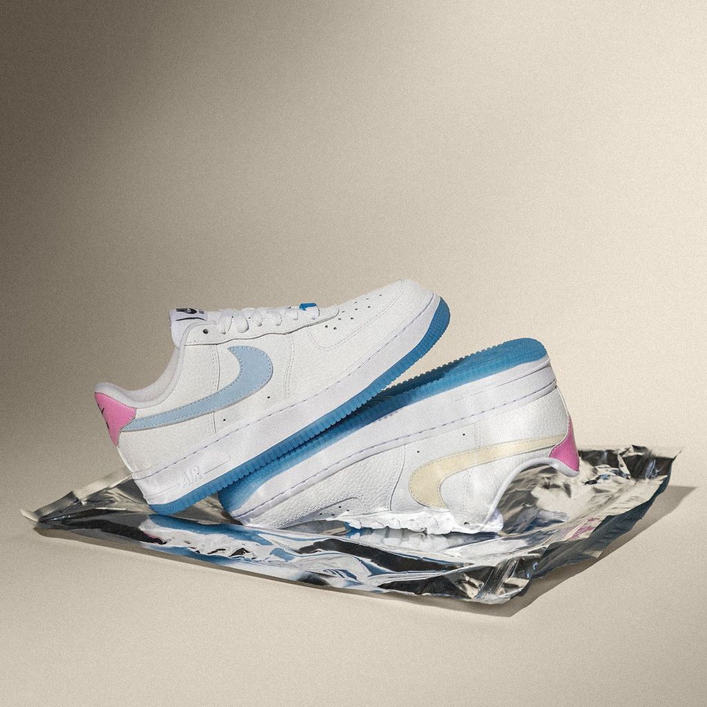 Nike WMNS AIR FORCE 1 UV