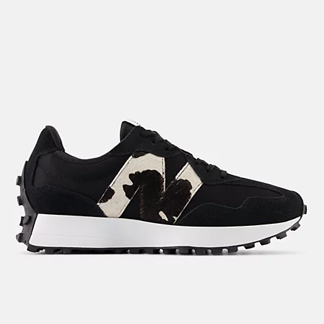 New Balance schwarz mit Print