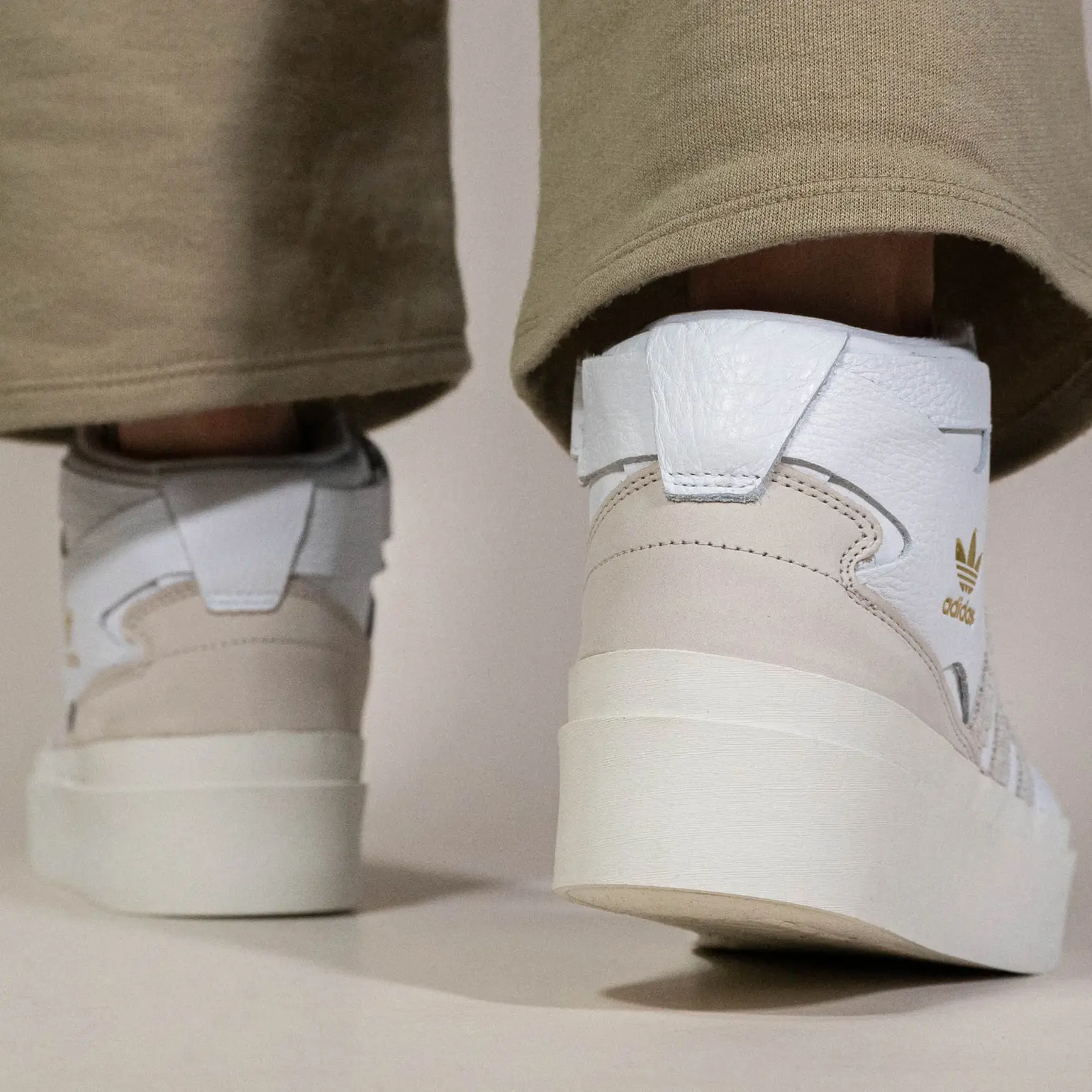 ADIDAS FORUM BONEGA MID