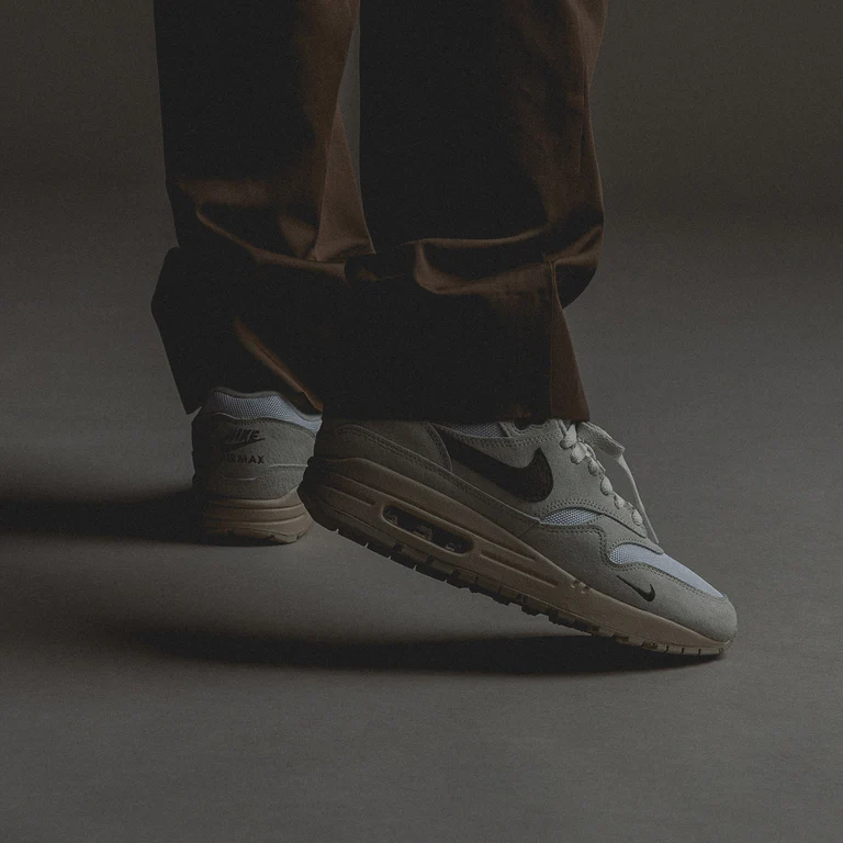 NIKE AIR MAX 1 'IRONSTONE'