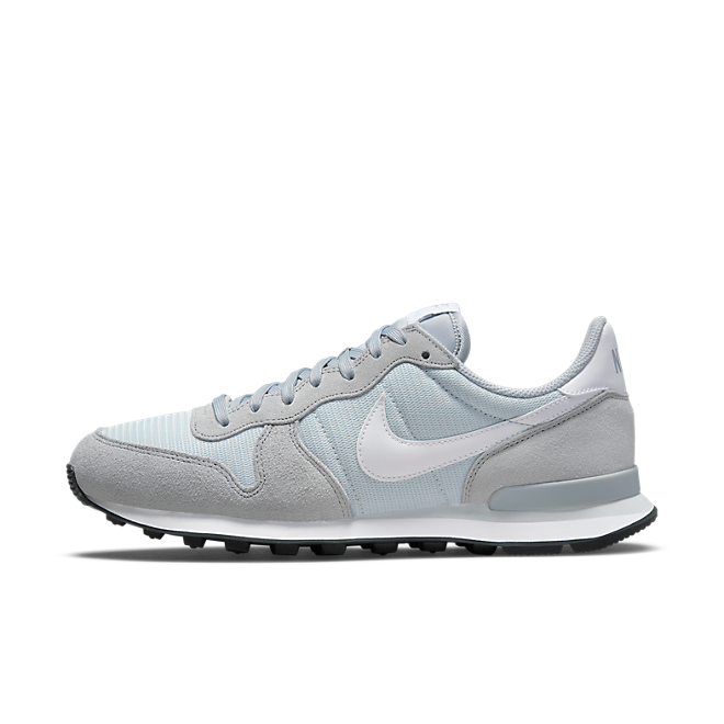 Nike Internationalist