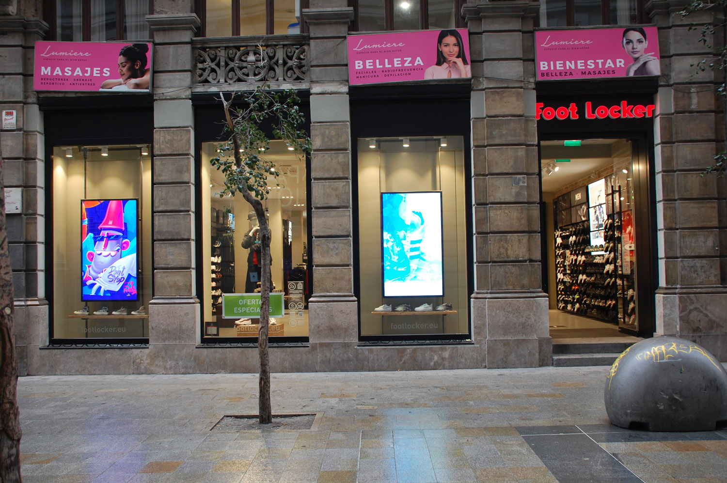 Schoenenwinkel Foot Locker in Madrid