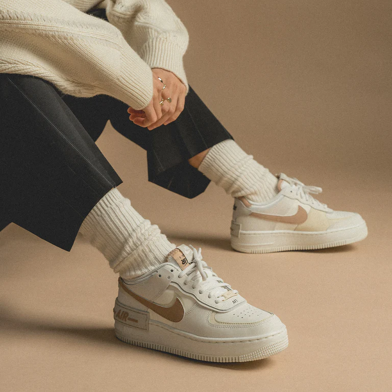 Nike Air Force 1 WMNS Shadow