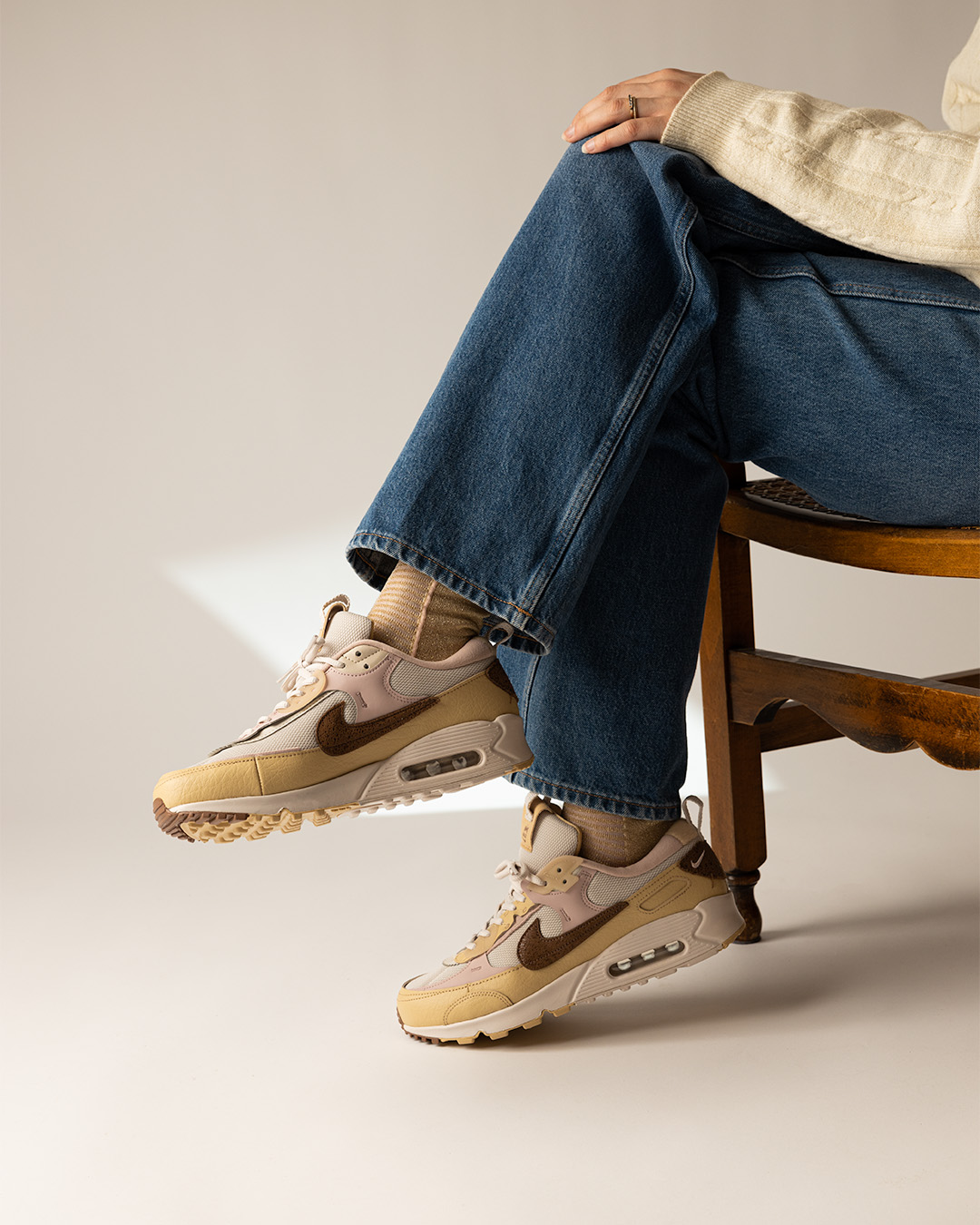 Nike Air Max 90 Futura WMNS 'Light Orewood' | DZ4704-100