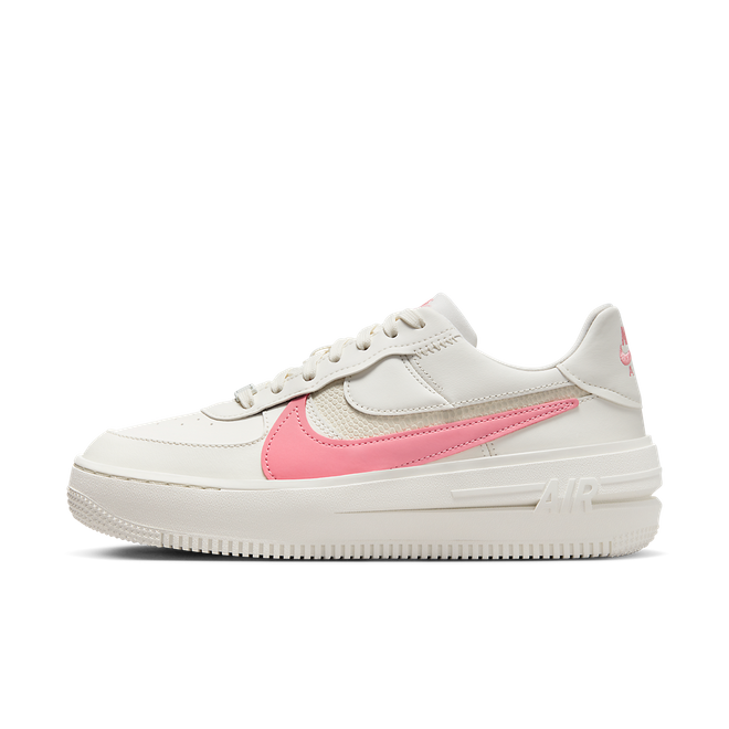 Nike WMNS Air Force 1 Platform