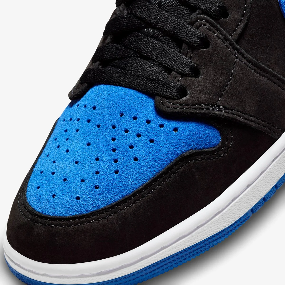 Nike Air Jordan 1 Retro High OG 'Royal Reimagined' toe box