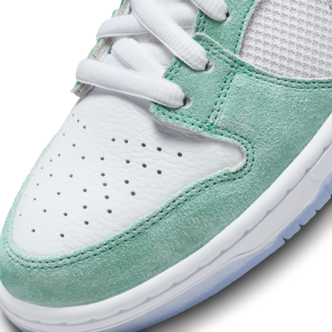 April Skateboards x Nike Dunk Low SB 'Turbo Green' toe box