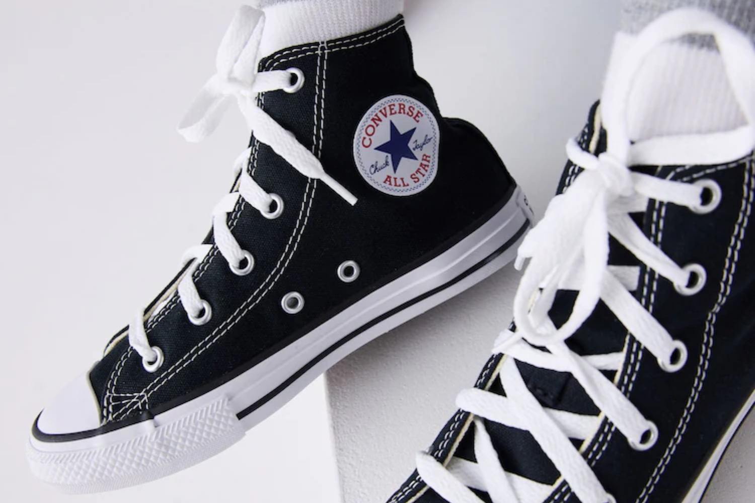 chuck taylor canvas