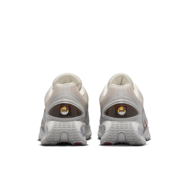 Nike Air Max DN WMNS 'Light Orewood Brown'