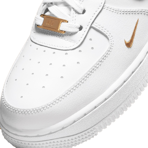 nike mini swoosh