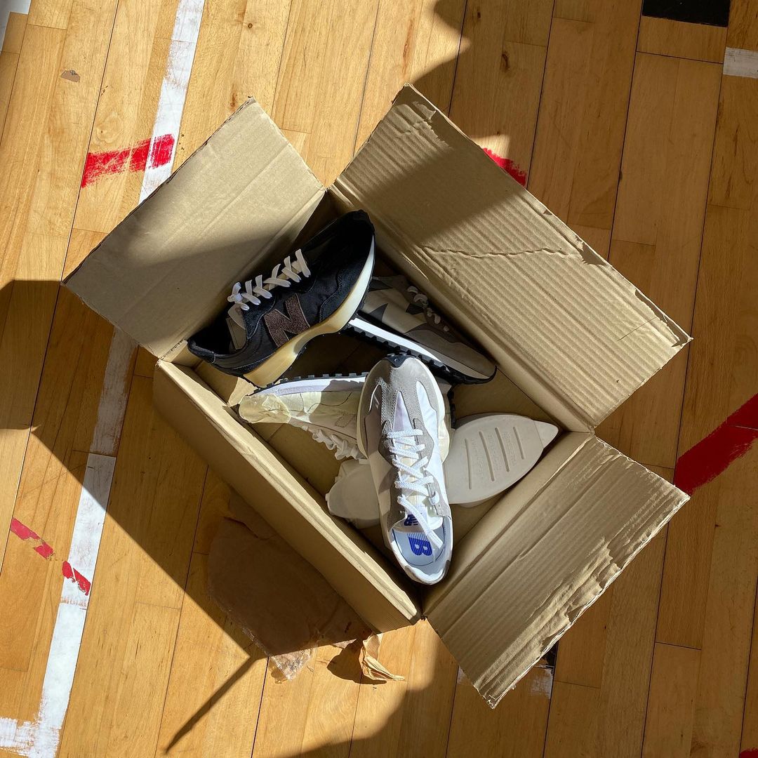 New Balance 327