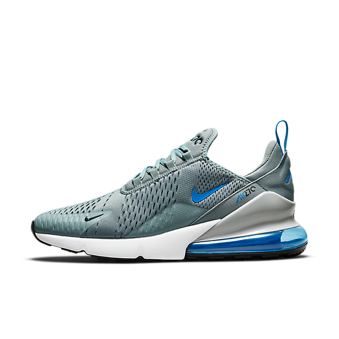 Nike Air Max 270 Essential