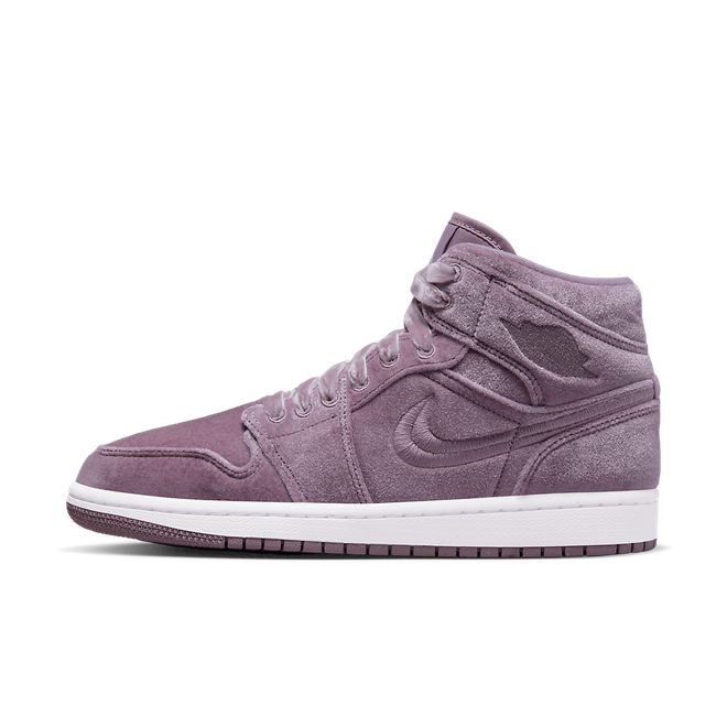 Air Jordan 1 Mid SE WMNS 'Purple Smoke'