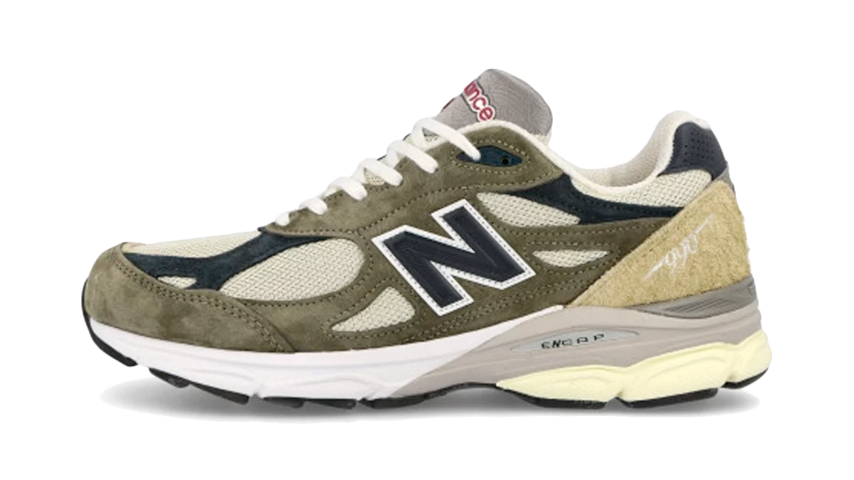 retro running sneakers
