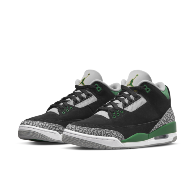 Air Jordan 3 Retro 'Pine Green'