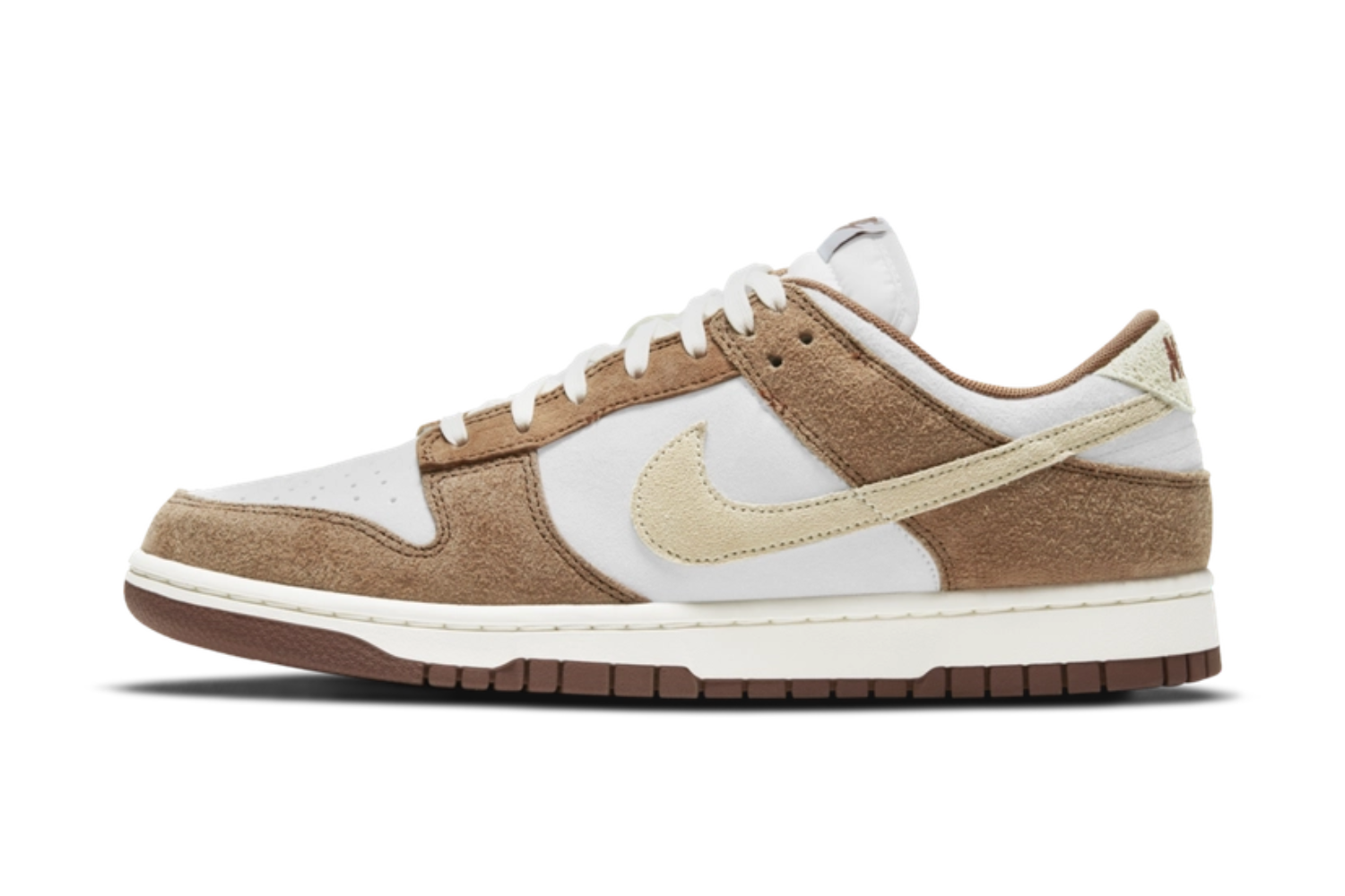 Nike Dunk Low PRM 'Medium Curry' | DD1390-100