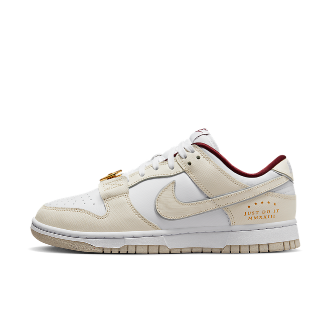 Nike Dunk Low SE WMNS 'Just Do It'