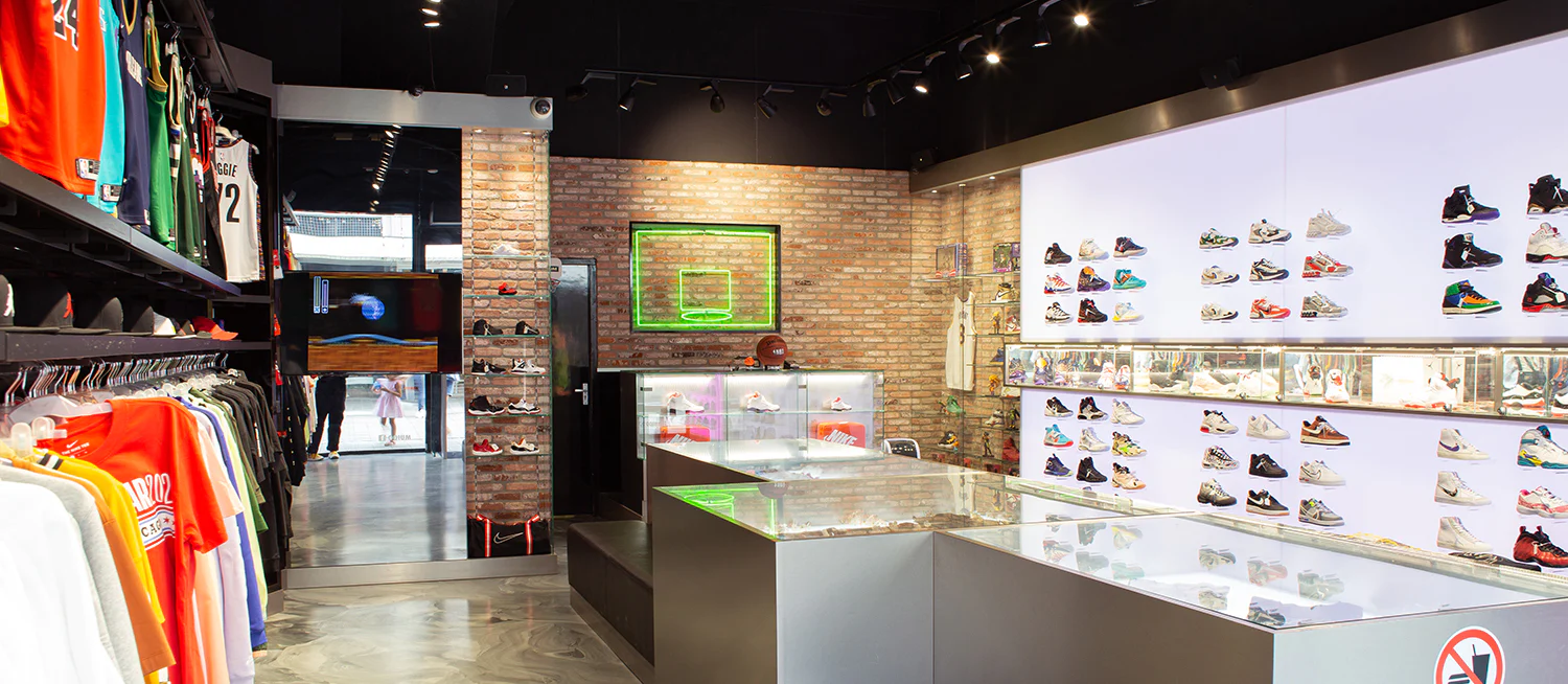Sneaker store Oqium Rotterdam