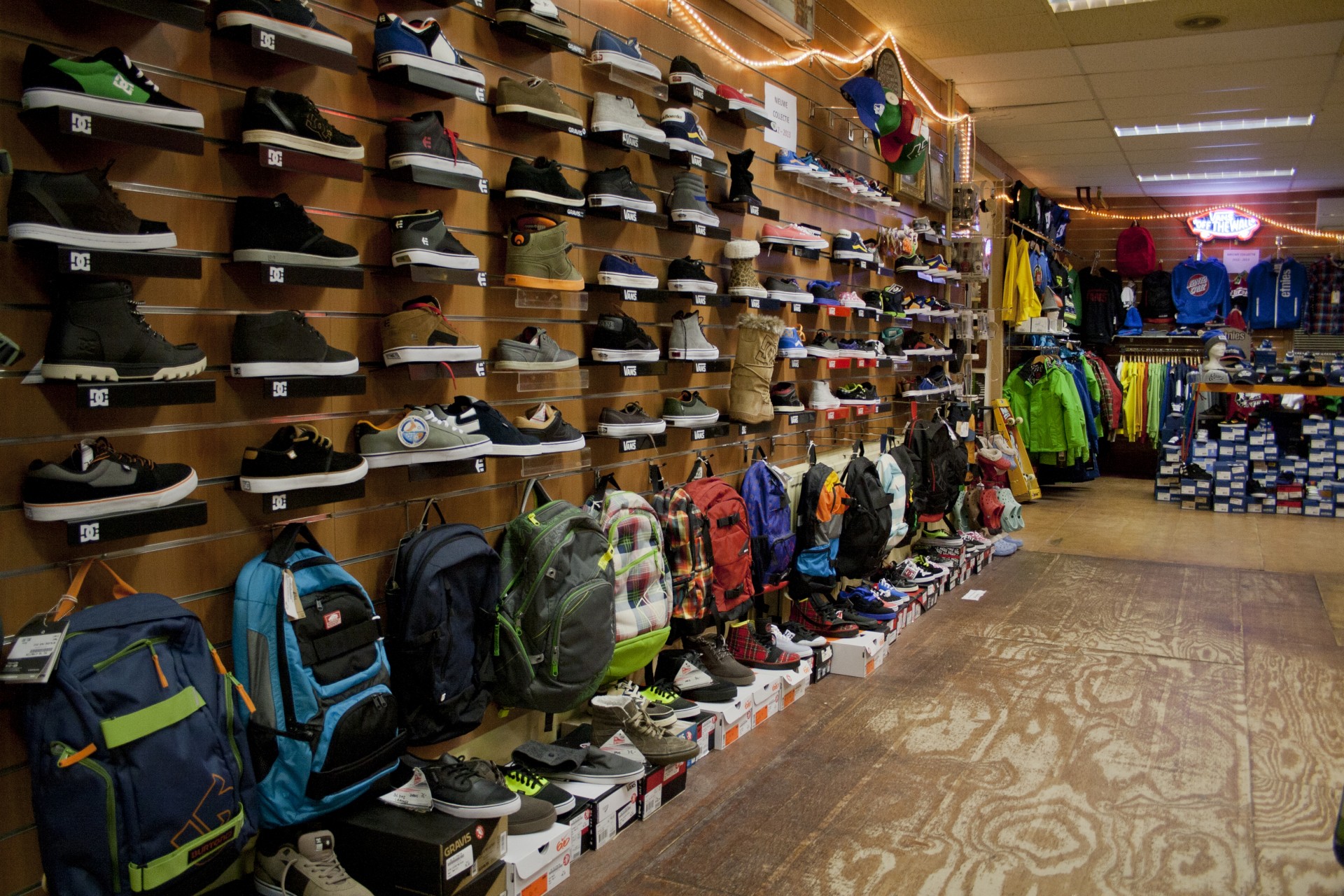 Sneaker winkel RSI The Attraction Rotterdam