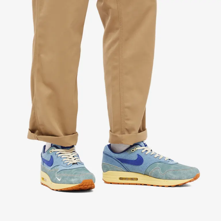 Nike Air Max 1 low sneakers