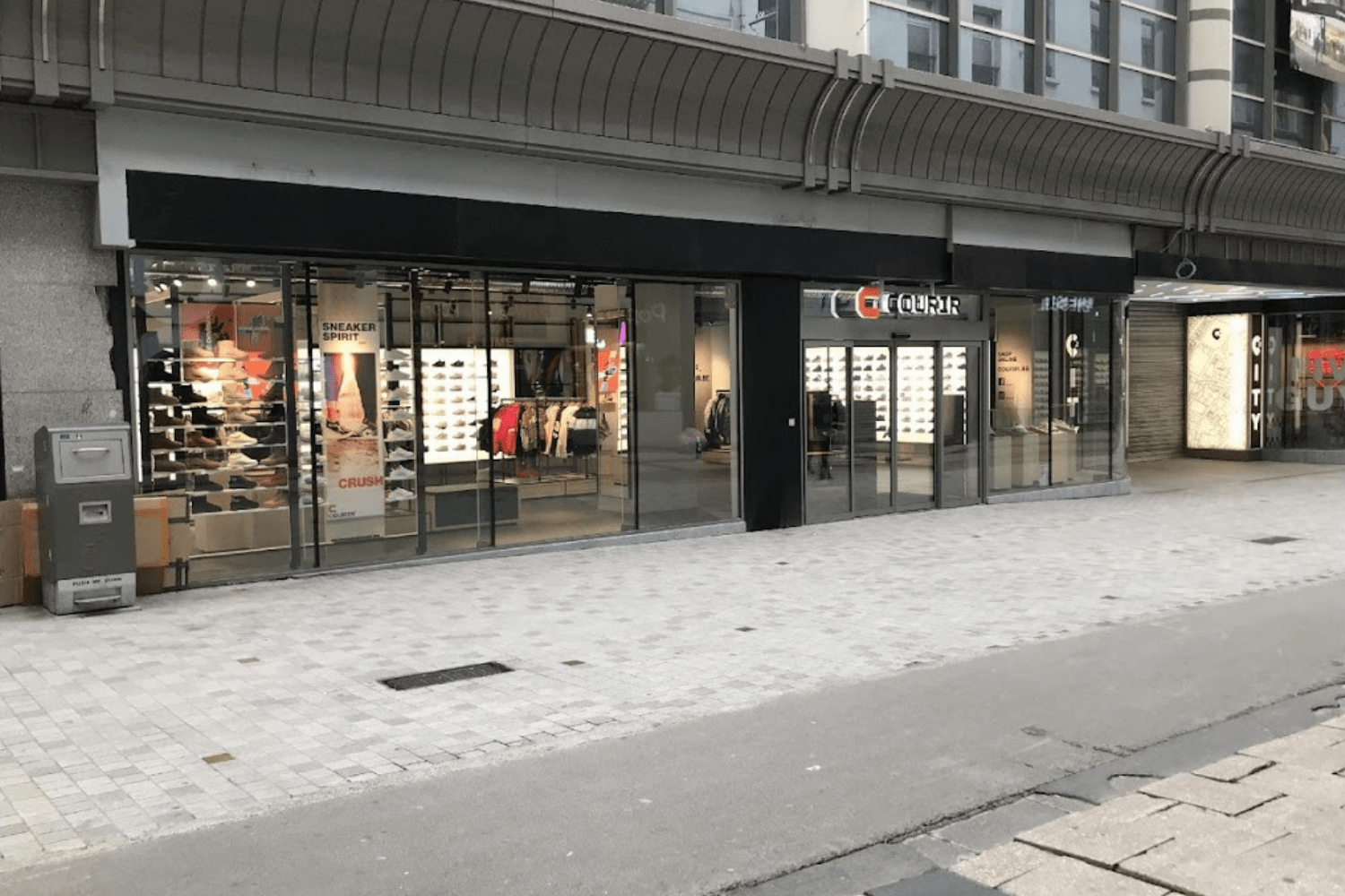 sneaker shop